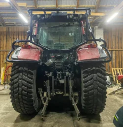 Custom forestry protection for Valtra T203